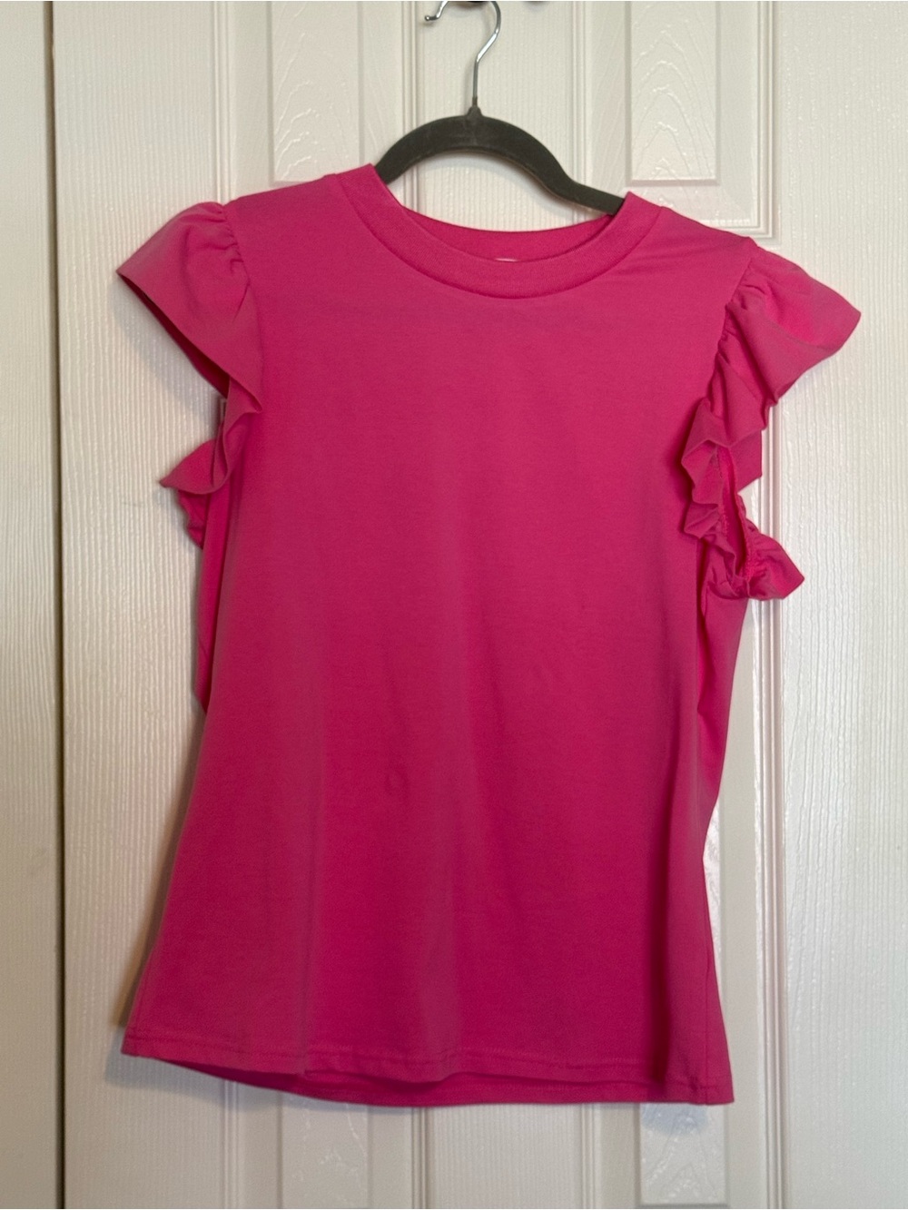 Women's Ruffle Sleeve Top - Hot Pink